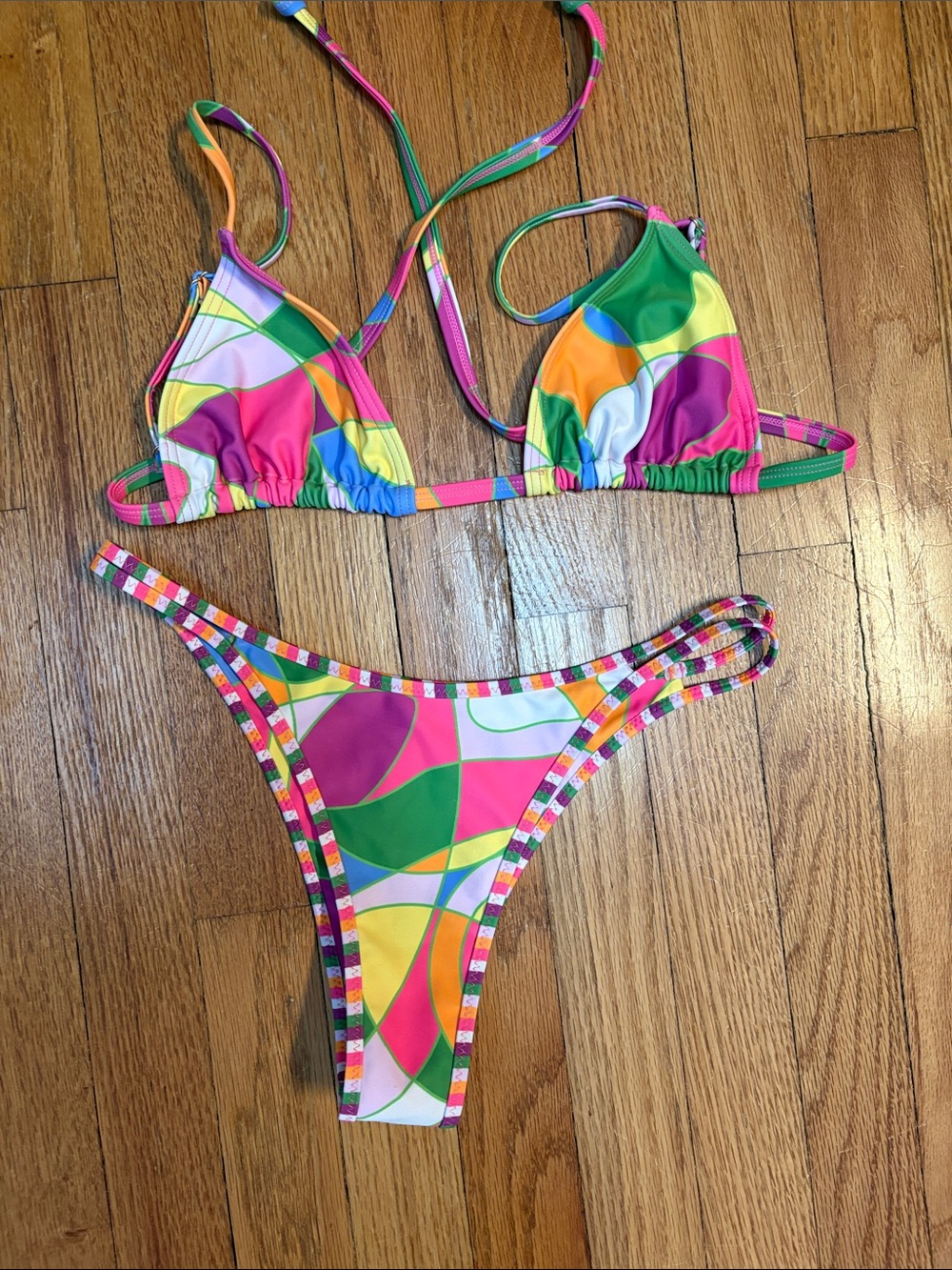 Women’s Multicolor Triangle Bikini Set - Bright Colorblock Swimwear